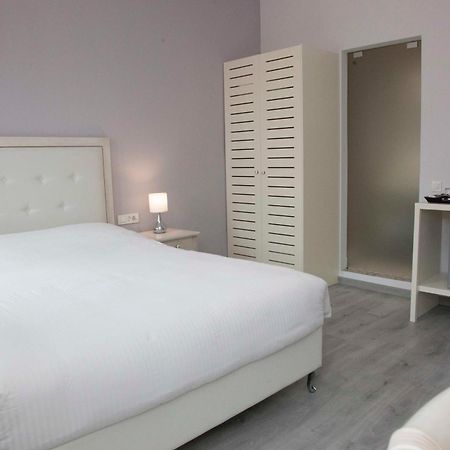 Shalom Luxury Rooms Kondilaki Chania  ภายนอก รูปภาพ