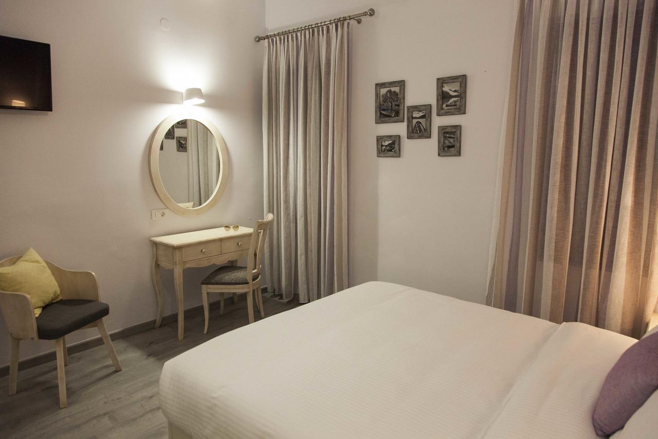 Shalom Luxury Rooms Kondilaki Chania  ภายนอก รูปภาพ