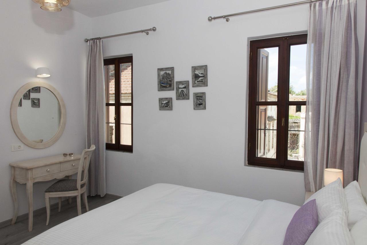 Shalom Luxury Rooms Kondilaki Chania  ภายนอก รูปภาพ